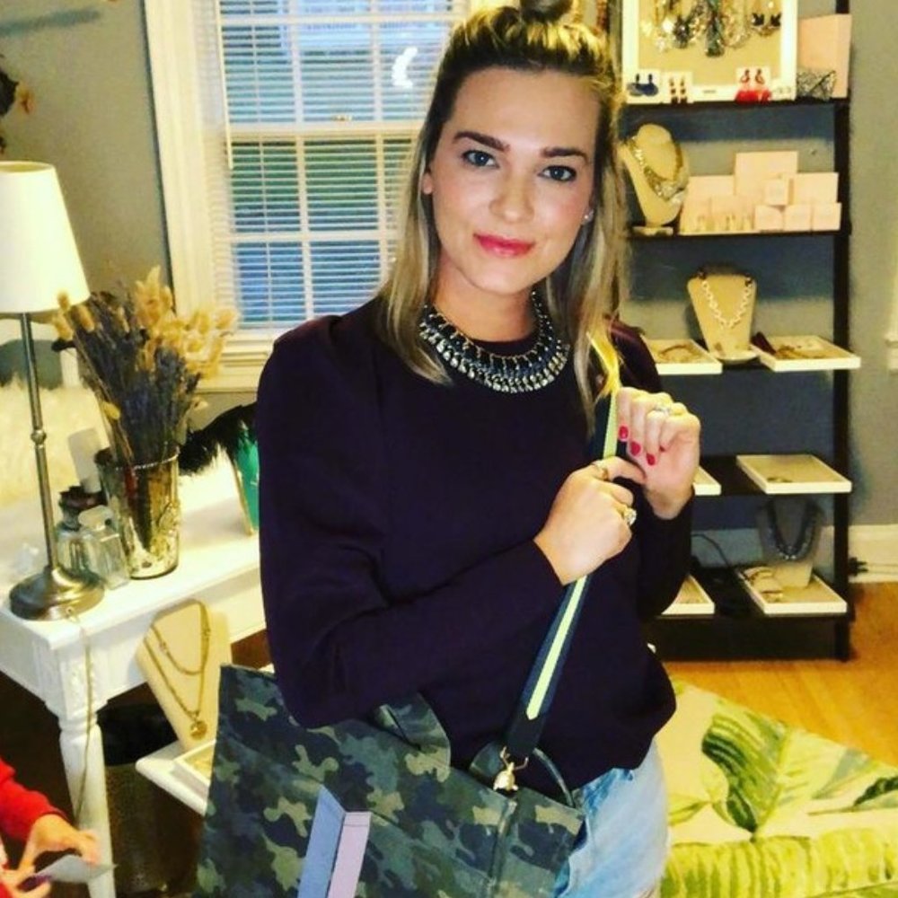 Stella & Dot | Bold Navy Gold & Crystal Embellished👑Tempest Bib Necklace. - Picture 8 of 12